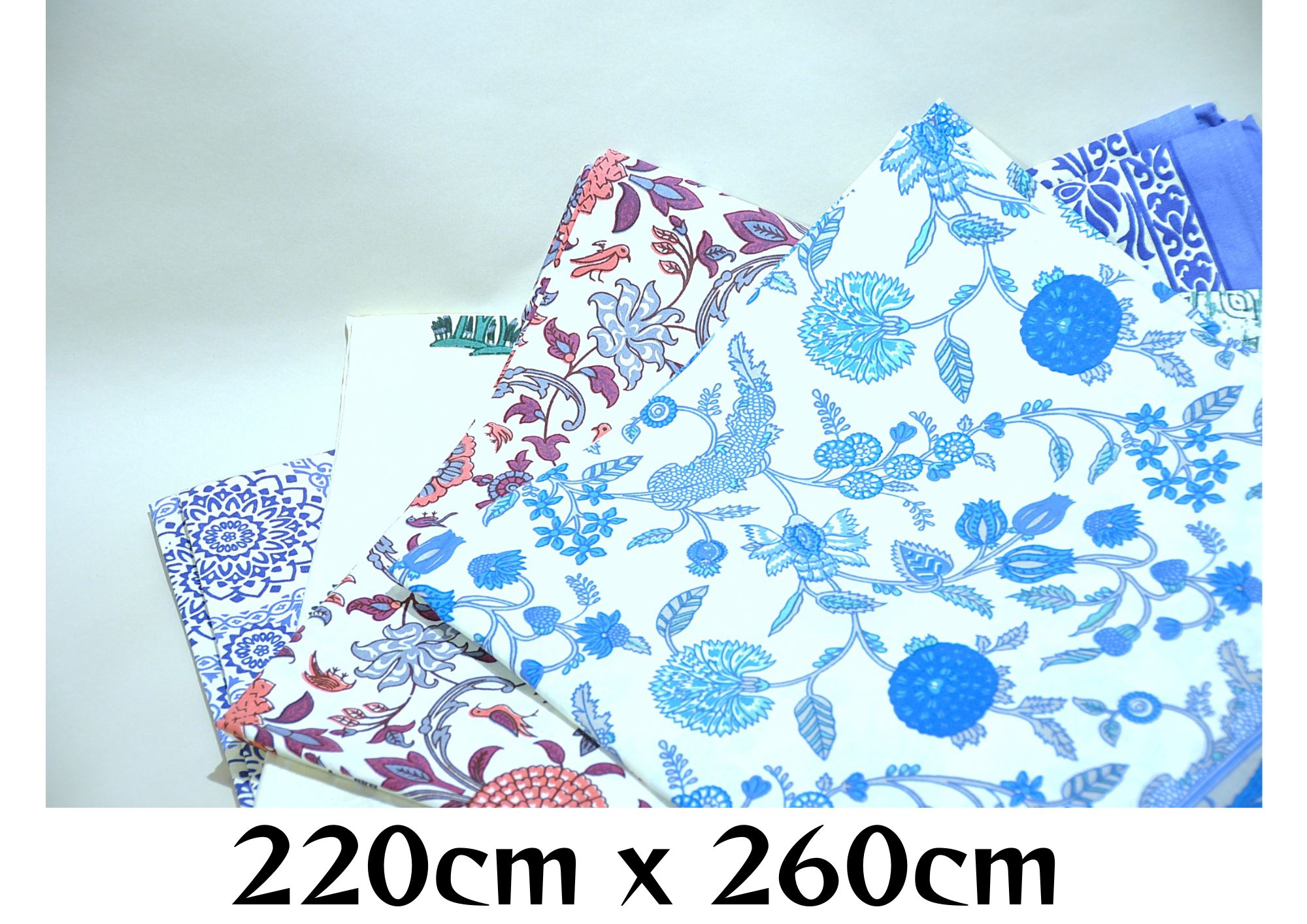 インド綿 100% マルチカバー　220 x 260cm １枚　ダブルベッドカバーサイズ　綿　コットン　インド製輸入品　ソファーカバー　大判特大布地　ファブリック